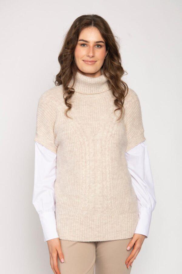 Jessica Graaf - Turtle neck ribbed cable sweater with shirt sleeve