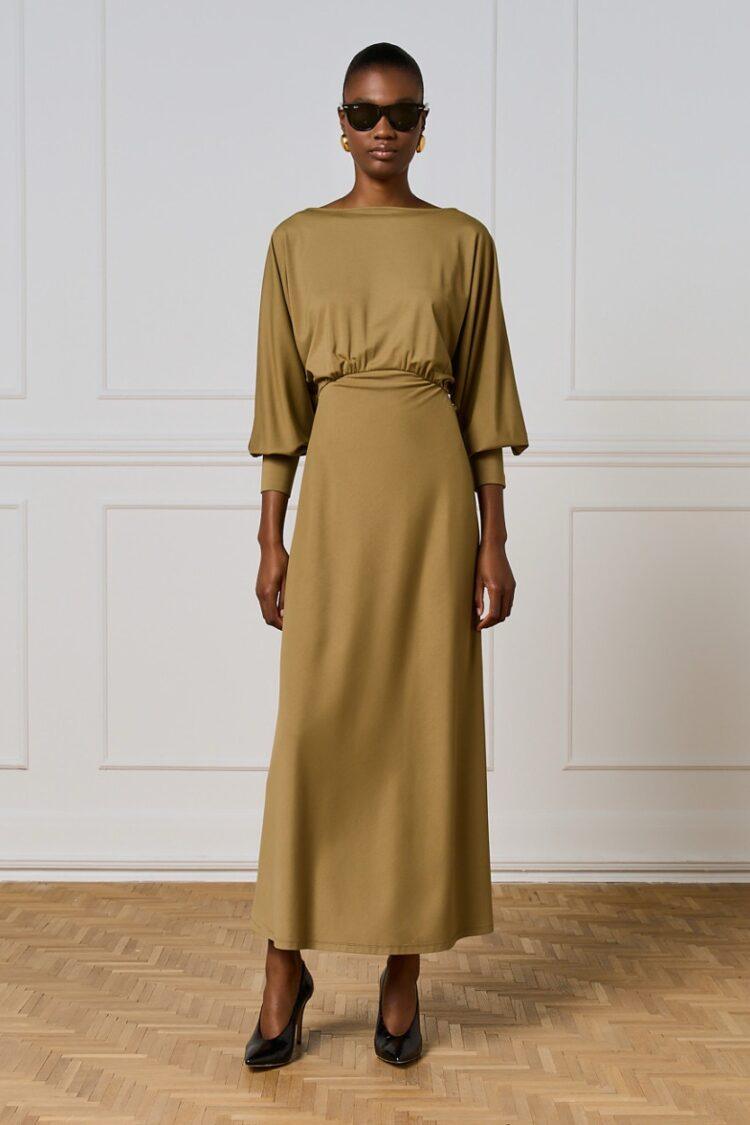 Access - Maxi dress with an open back