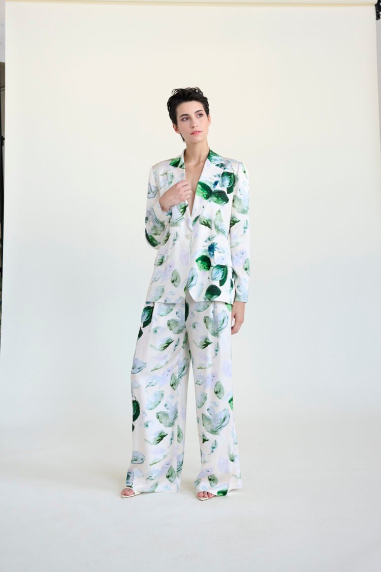 B-YU - Printed Blazer | Green Leaf Print