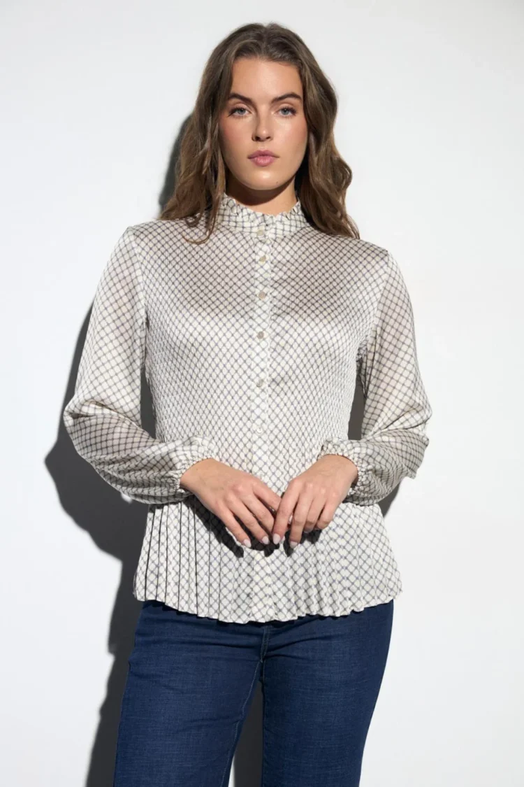 Bariloche | Begur Shirt | Ivory/Navy Blue